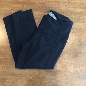 Victoria sport knockout pocket capris